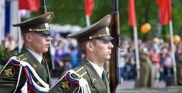Курсанты из студентов http://www.photo-wave.ru/photos/view/id.24803.html