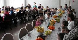Стипендии от Галуста Ахояна поступили в детский дом. Константин Сергеев.