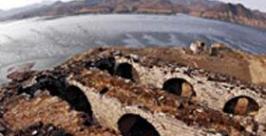 Подводный участок Великой китайской стены появился из воды http://russian.people.com.cn/200303/31/image20030331_5002.html