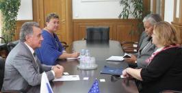 Представитель дипломатического корпуса встретилась со спикером ЗС ПК Виктором Горчаковым Александр Маслянко