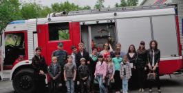 Экскурсия состоялась в рамках дней &quotоткрытых дверей&quot в пожарных частях федеральной проти Пресс-служба Главного управления МЧС России по Приморскому краю