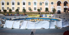 Городские фонтаны Владивостока консервируют перед зимой Антон Балашов