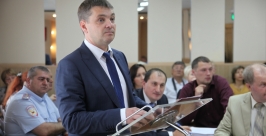 Врио главы Уссурийского городского округа Евгений Корж Пресс-служба Думы УГО