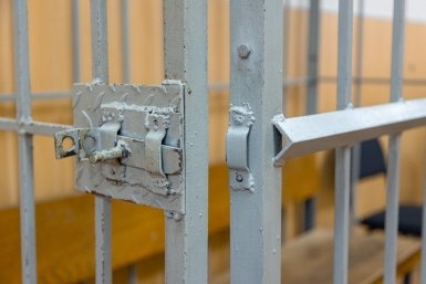 Суд, решётка Илья Аверьянов, ИА PrimaMedia