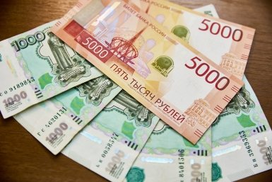 Сколько нужно держать на вкладе, чтобы в месяц капало 40 000 рублей: разбор без заблуждений