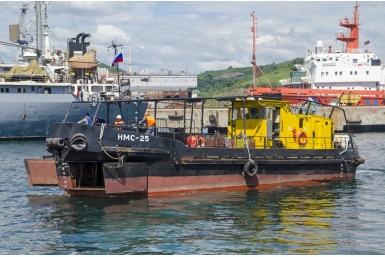 Судно-нефтемусоросборщик НМС-25 предоставлено &quotТранзит-ДВ&quot