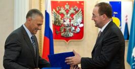 Сбербанк и правительство Сахалина подписали соглашение о сотрудничестве Пресс-секретарь губернатора Сахалинской области