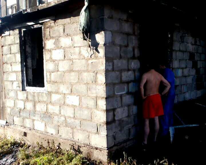 Пожар начался на первом этаже